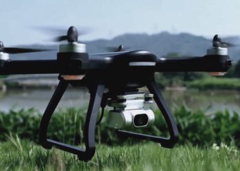 Holy Stone HS700D Review