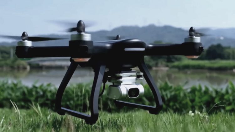 Holy Stone HS700D Review