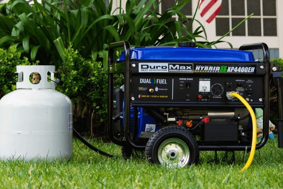 Duromax-XP4400EH-Portable-Generator-Review